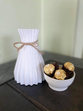 Load image into Gallery viewer, Lihtne ja elegantne dekoratiivne vaas